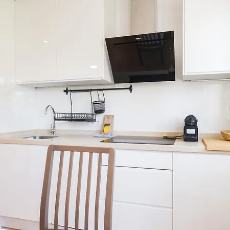Apartment With Views -santa Isabel Square- 2bd1bth *